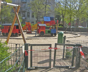 Geschlossener Spielplatz