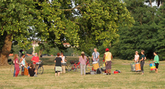 Zespół muzyczny na Polu Tempelhof