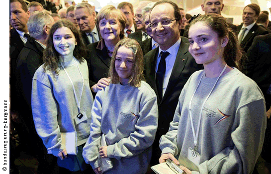 Interview  chancelire Angela Merkel, prsident franais Franois Hollande jeunes journalistes franco-allemands